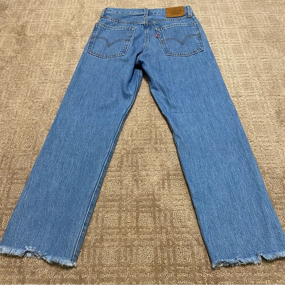 {Levi's} Wedgie Straight Fit Cropped Jeans ~ Size 24 - Picture 2 of 16